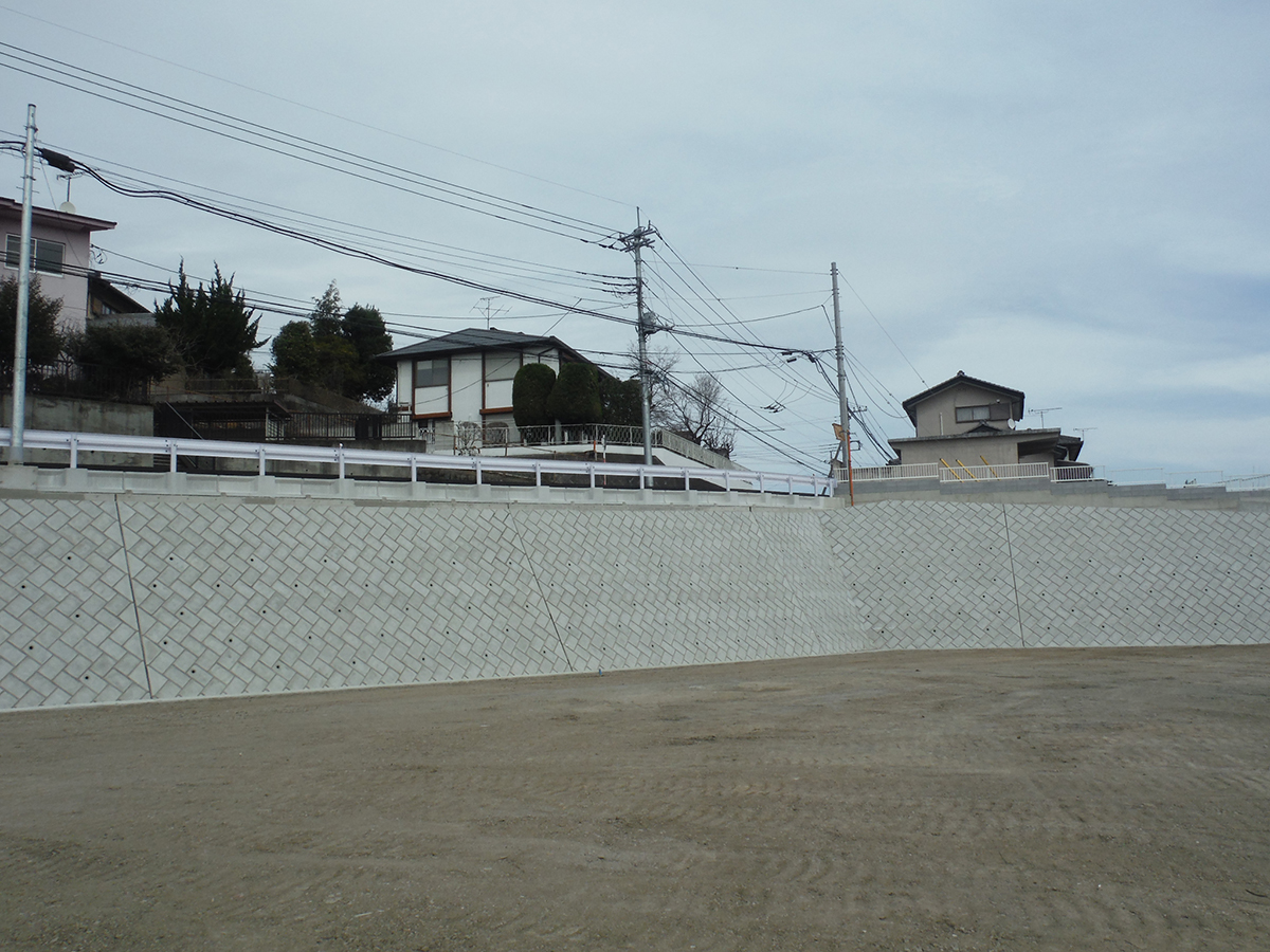 道路改良工事(堤ヶ丘ヒルズ付近)