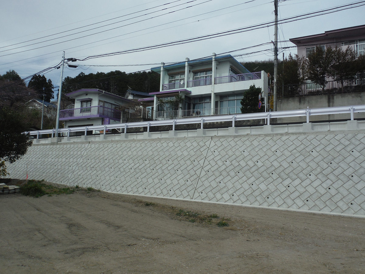 道路改良工事(堤ヶ丘ヒルズ付近)