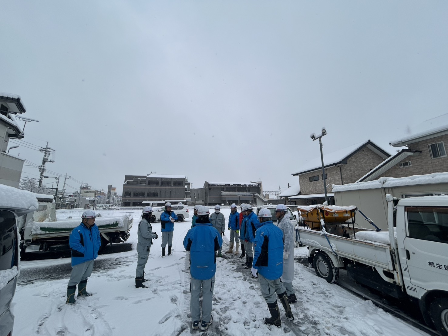 除雪作業を行いました